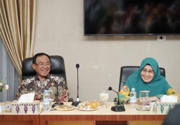 Bupati Inhil H.M. Wardan Beri Motivasi dan Semangat Ciptakan Generasi Emas Penerus Bangsa Kepada Kepsek Sekecamatan Kempas