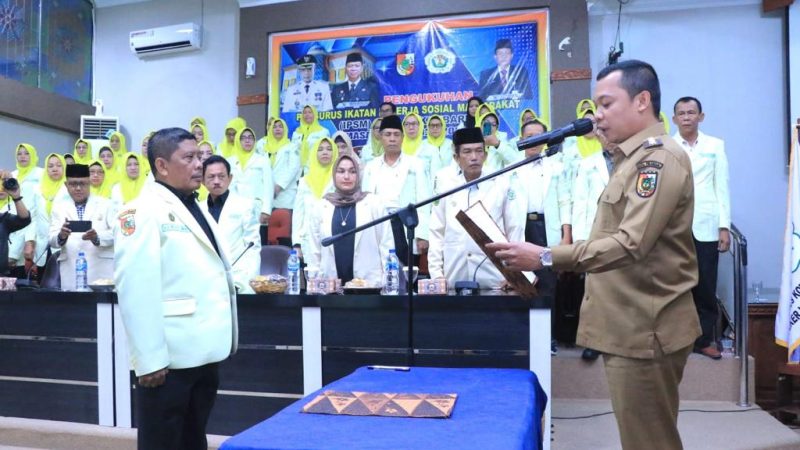Pj Wali Kota Pekanbaru Kukuhkan Pengurus IPSM Pekanbaru