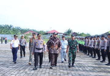 Kapolres Rohul AKBP Pangucap Priyo Seogito SIK MH Pimpin Apel Gelar Pasukan Operasi Keselamatan LK Tahun 2023
