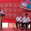 Memakai Gelang Akar Bahar Saat Sambutan Lomba Desa, Kades Kelaten Dipuji Bupati Nanang Ermanto