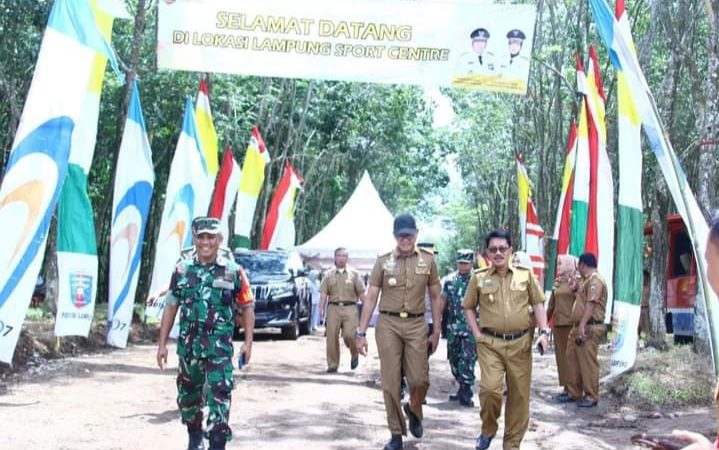Sekda Thamrin Hadiri Peninjauan Lokasi Pembangunan Gedung Sport Center di Kec. Jati Agung Lamsel