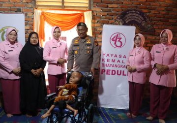 Berketempatan Di Masjid Al Muntaha Kapolres Muba Mengajak Jajaran Personil Nya Melaksanakan kegiatan Binrohtal