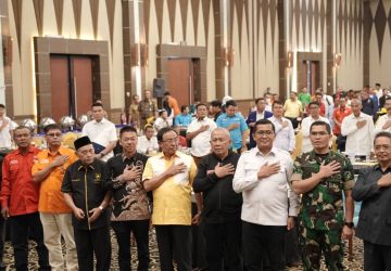 Hadiri Diskusi Panel Pemilu 2024 di Pekanbaru, Bupati Rohil Ajak Masyarakat Tolak Politik Sara dan Hoaks