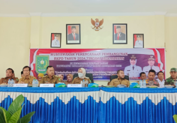 Bupati Rezita Hadiri Musrenbang RKPD Tingkat Kecamatan Tahun 2024 di Kecamatan Rengat Barat