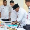 Secara Virtual Sekda Kampar Tandatanganani Komitmen Aksi Pencegahan Korupsi Tahun 2023 – 2024