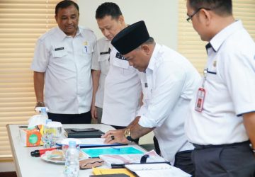 Secara Virtual Sekda Kampar Tandatanganani Komitmen Aksi Pencegahan Korupsi Tahun 2023 – 2024