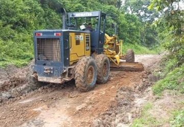 Rusak Berat, 20 Titik Ruas Jalan Diperbaiki di Jirak Jaya
