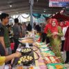 Ketua Dekranasda Lamsel Buka Kegiatan Bazar dan Festival Food & Craft Nusantara di Kec. Natar