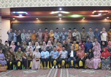 Afrizal Sintong kukuhkan kepengurusan SMAN plus 360