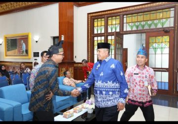 Tingkatkan Kualitas Sistem Pemerintahan Berbasis Elektronik, Bupati Siak Buka Sosialisasi Replikasi SPBE Kab. Sumedang di Kab. Siak