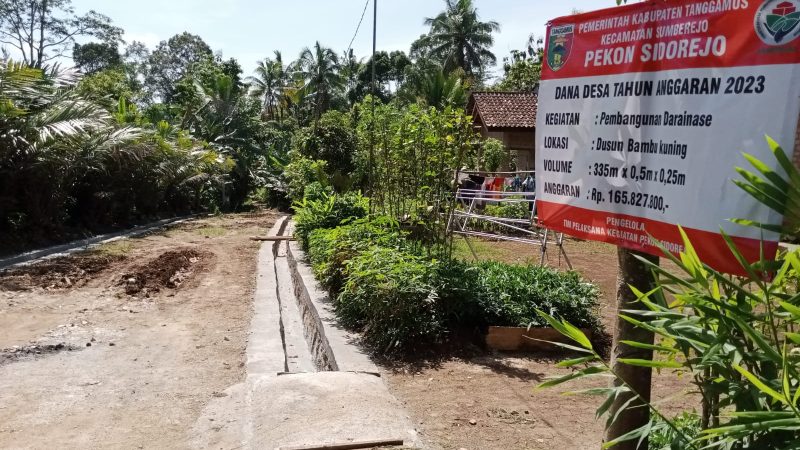 Masyarakat Apresiasi Adanya Pembangunan Drainase Pekon Sidorejo, Tahap Satu, Tahun 2023