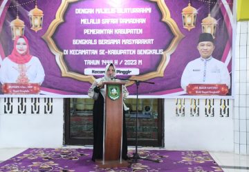 Safari Ramadhan di Kecamatan Pinggir Bupati Kabupaten Bengkalis Kasmarni Ajak Masyarakat Ikut Tangani Inflasi dan Cegah Karhutla