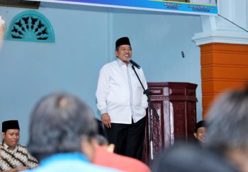 Safari Ramadhan di Kecamatan Tualang Bupati Alfedri sampaikan pelayanan tidak pakai lamo
