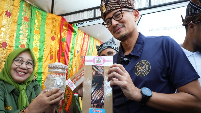 Penilaian ADWI 2023 Dimulai Dari Sumbar, Menparekraf Kunjungi Desa Wisata Nyarai