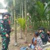 Dalam Rangka Memperkuat Silaturahmi Satgas Yonif 132/BS Laksanakan Anjangsana ke Kediaman Warga Perbatasan RI-PNG