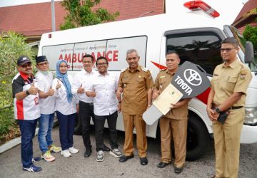 Terima 1 Unit Ambulance Untuk Kecamatan Kampar Kiri Hulu, Kamsol ; Manfaatkan Dengan Baik Untuk Pelayanan Kesehatan Masyarakat