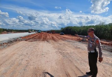 Satlantas Polres Muara Enim Lakukan Pengecekan Jalan Tol Indralaya Prabumulih