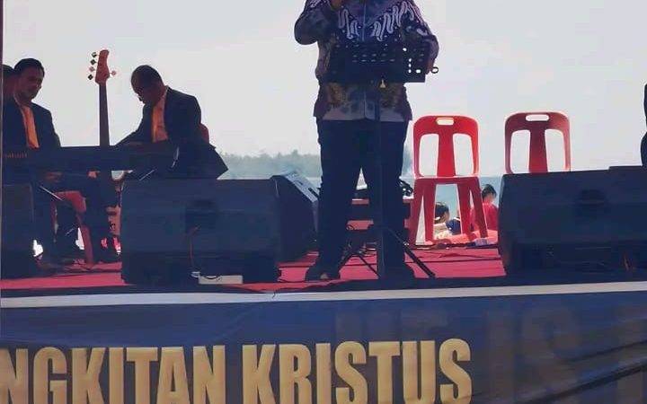 Sowa’a Laoli, S.E., M.Si Menghadiri Perayaan Paskah GPDI se-Kepulauan Nias