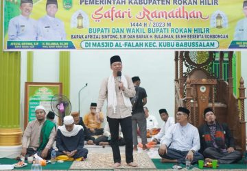 Safari Ramadhan Bupati Rohil, Bantu 8 Rumah Ibadah dan 25 Grup Rebana di Kubu dan Kuba