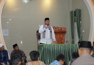 Salat Tarawih di Masjid Raudatul Jannah Perawang Bupati Alfedri Pesan 10 Malam Terakhir Ramadan Perbanyak Sedekah dan I’tikaf