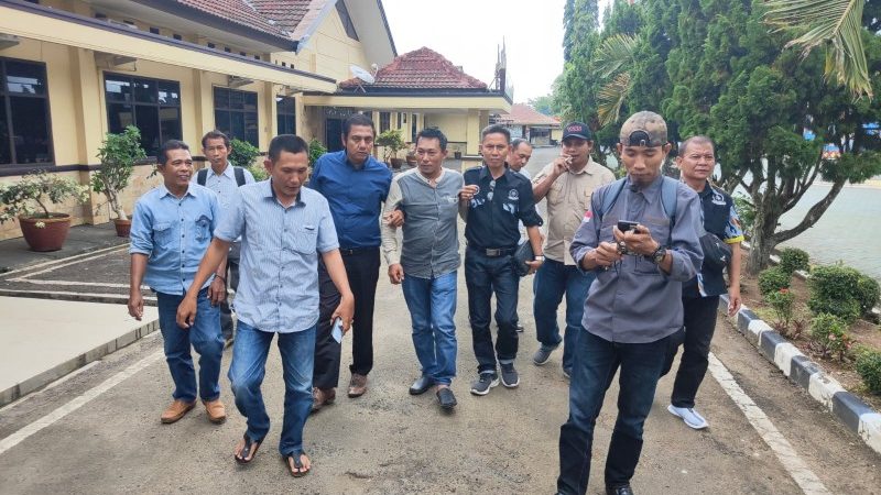 Usai Dilaporkan, Kades Way Nipah Lapor Balik Wartawan Pakai UU ITE, Budi WM: Pasal Mana Yang Dirujuk ?