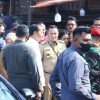 Nanang Ermanto Dampingi Presiden Jokowi, Bagi-bagi Sembako dan BLT di Pasar Natar