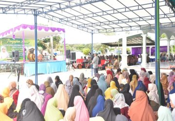 Sebelum Berangkat Ketanah Suci, CJH Desa Sei Garo dan Petapahan Gelar Pelepasan Bersama KH Sirojul Munir