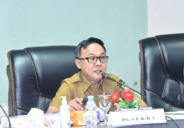 Plt. Sekda Pimpin Rapat Realisasi Fisik dan Keuangan, Laksanakan Kegiatan Sesuai Dengan Peraturan Perundang-undangan