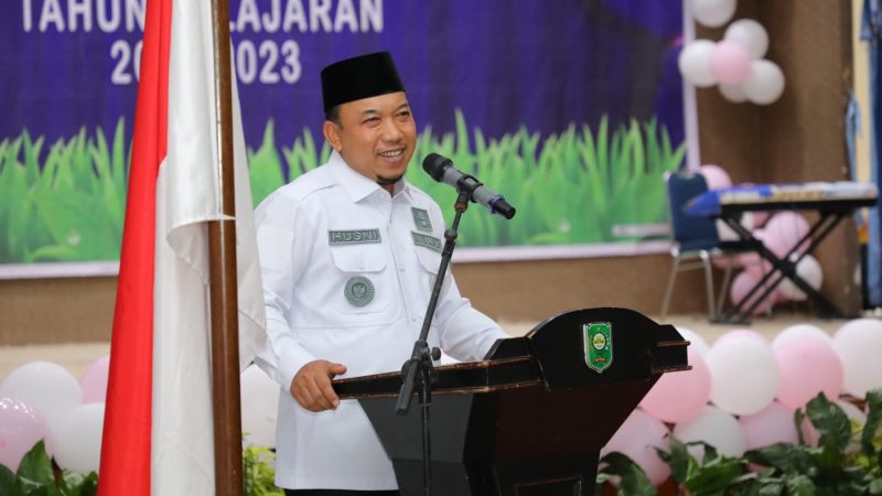 Ini pesan Wabup Siak, Husni Merza kepada orang tua murid SDN 01 Siak