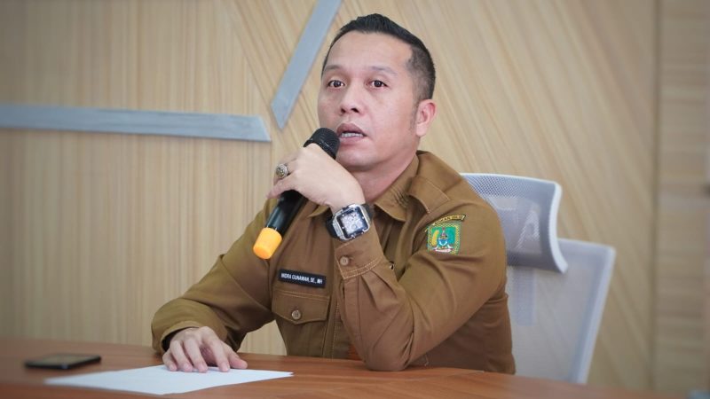 Kadiskominfotik Rohil Minta Iconplus Mempercepat Material ke Lokasi
