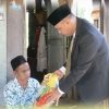 Sekretariat DPRD Muba Gelar Bakti Sosial dengan Berbagi Paket Beras