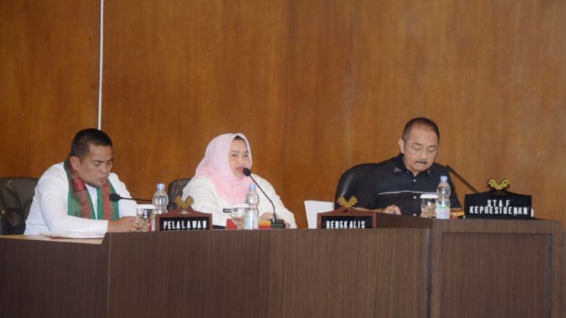 Bupati H Zukri Ikuti Rakor dengan Staf Presiden Dalam Percepatan Pembangunan  Daerah Riau