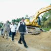 Bupati Inhil HM WARDAN Tinjau Progres Pengerjaan Jalan Lintas Tembilahan – Enok