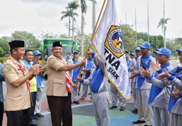Bupati Alfedri Lepas 58 Kontingen PENAS XVI KTNA Menuju Kota Padang
