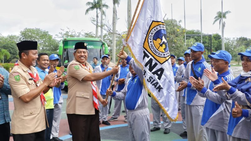 Bupati Alfedri Lepas 58 Kontingen PENAS XVI KTNA Menuju Kota Padang