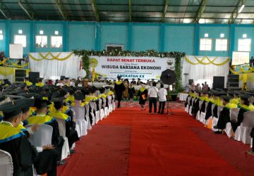 Sekolah Tinggi llmu Ekonomi Sakti Alam Kerinci Gelar Wisuda ke-20