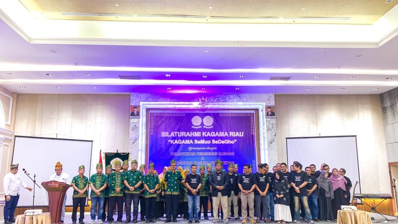 Bersama Menhub RI Pj Sekda Kampar Silaturrahmi Dengan KAGAMA Riau