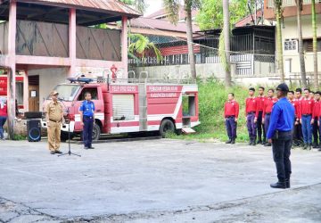 Buka Sosialisasi dan Simulasi Penyelamatan Evakuasi Korban Kebakaran dan Non Kebakaran, Pj Bupati Kampar: Tidak Tau Kapan Bencana Datang, Petugas Damkar harus Tanggap Tangguh dan Siap Siaga