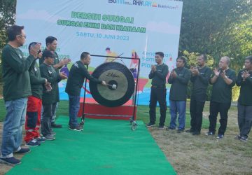 Hari Lingkungan Hidup, PTBA Ajak Masyarakat Bersih-bersih Sungai Enim dan Sungai Kiahaan