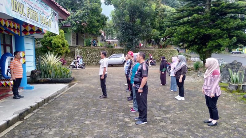 PLT Dinas Kominfo Kabupaten Tanggamus, Pimpin Jumat Bersih