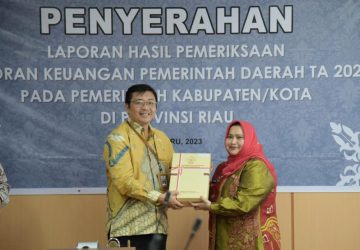 Bupati Kasmarni Terima Opini WTP Kesepuluh Kali Berturut-turut Pemkab Bengkalis dari BPK RI Perwakilan Riau