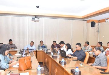 Anggota DPRD Bengkalis Pertanyakan Nasib Guru Honorer pengabdian Belasan Tahun ke Kemendikbud