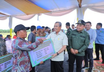 Wabup Husni Berharap Gubernur Riau Beri Perhatian Khusus Kepada Petani di Siak