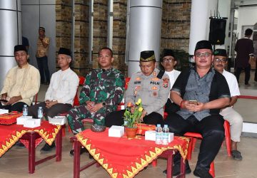 Wakil Wali Kota Gunungsitoli Sowa’a Laoli, Lepas Pawai Malam Taqbiran Idul Adha 1444 H Disaksikan Forkopimda