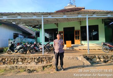 Bhabinkamtibmas, Aipda Hi.Epri Mohansyah,S.H, Laksanakan Giat Pengamanan Shalat Idul Adha 1444 H