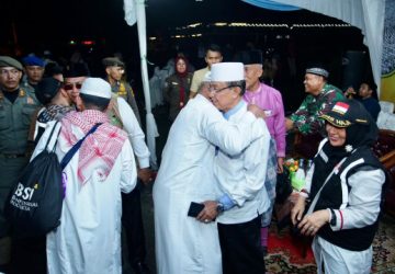 368 Jemaah Haji Asal Inhil Kembali ke Kampung Halaman, Bupati HM WARDAN: Semoga Jadi Haji Yang Mabrur