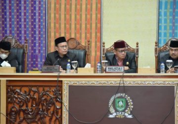 DPRD Kabupaten Bengkalis Sampaikan Laporan Reses Masa Sidang II Pada Paripurna