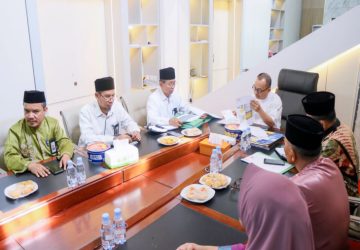 Pj Bupati Kampar Audiensi Dengan Baznas Kabupaten Kampar