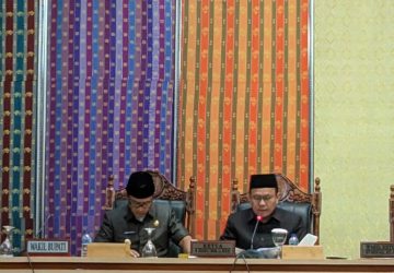 Wakil Bupati Bengkalis Sampaikan Jawaban Atas Pandum Fraksi Terkait Ranperda Pertanggungjawaban Pelaksanaan APBD 2022
