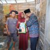 Weekend, Pj Bupati Apriyadi Sambangi Warga Sungai Keruh Yang Mendapat Program Bedah Rumah